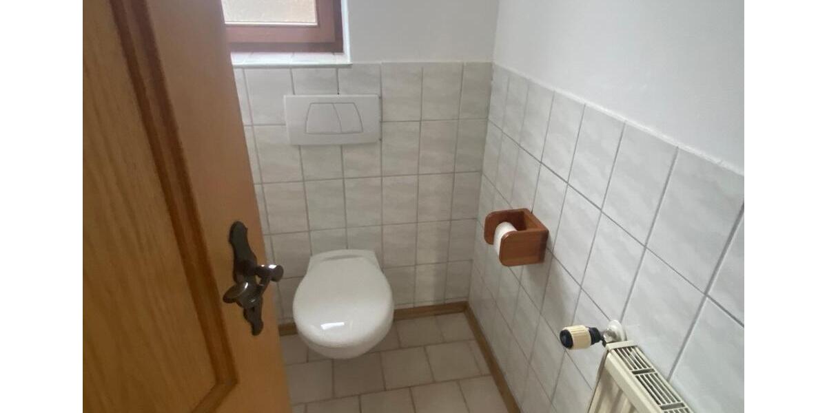 Einfamilienhaus Steinhöring - 7 Zimmer, 200 m&sup2;, 1.630&euro; | Angebot:25655825