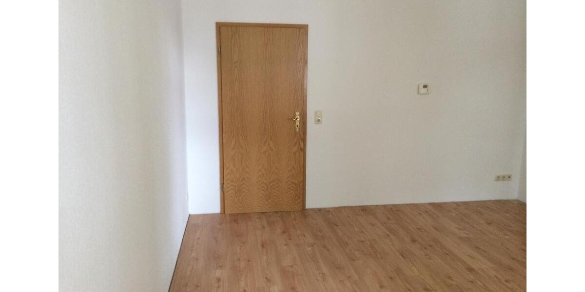 Etagenwohnung Großbreitenbach - 3 Zimmer, 65 m&sup2;, 630&euro; | Angebot:26636664