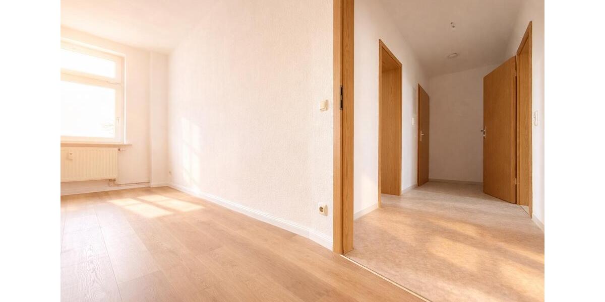 Etagenwohnung Riesa Neuweida - 3 Zimmer, 62 m&sup2;, 590&euro; | Angebot:26442001