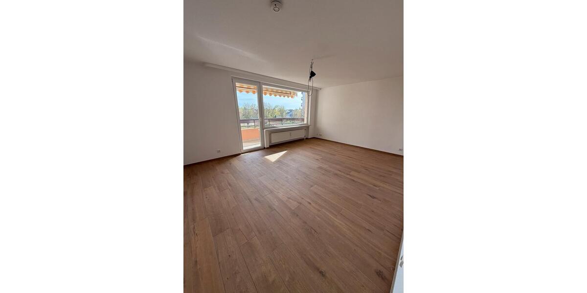 Etagenwohnung Hochheim am Main - 2 Zimmer, 65 m&sup2;, 910&euro; | Angebot:26049623