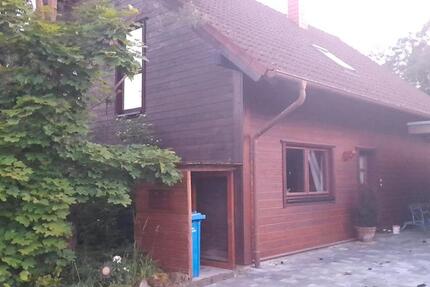 1 Zimmer in Holzhaus WG zu Vermieten an Schüler Studenten zimmer