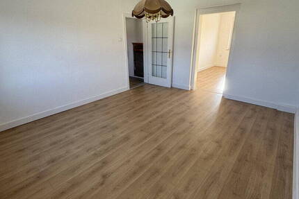 Wohnung Ellrich - 3 Zimmer, 64 m&sup2;, 400&euro; | Angebot:26794376