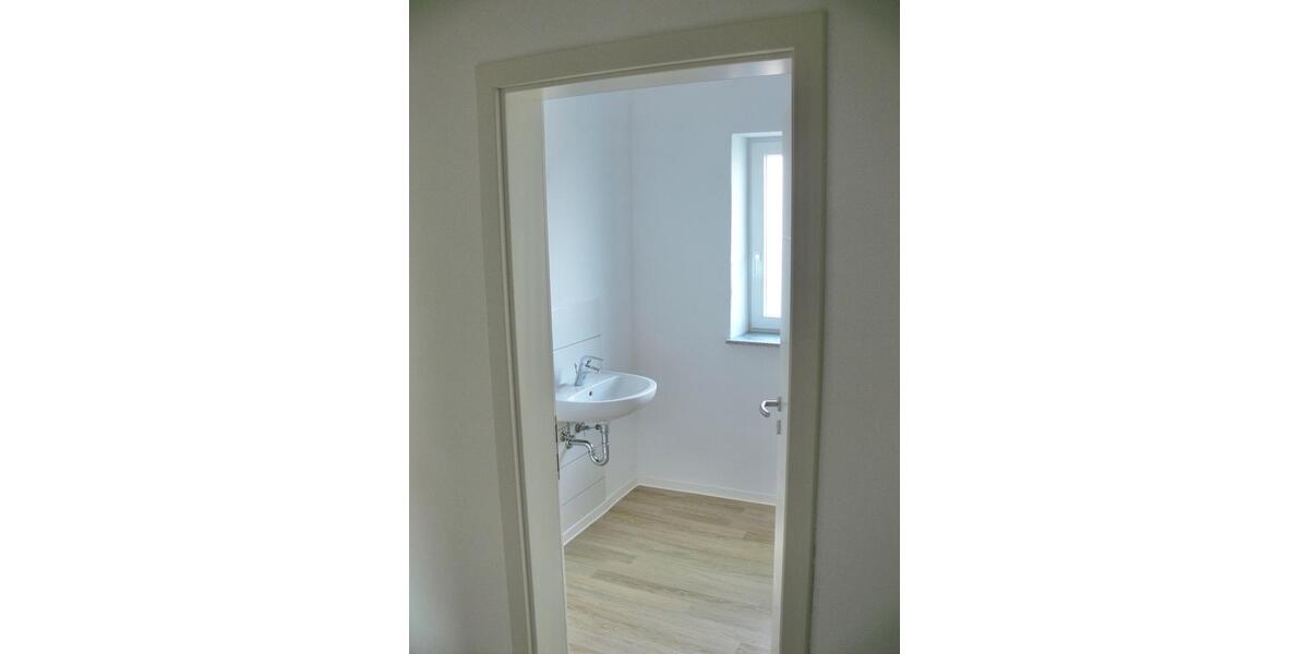 Dachgeschoßwohnung Sankt Wendel - 1 Zimmer, 84 m&sup2;, 670&euro; | Angebot:24879657