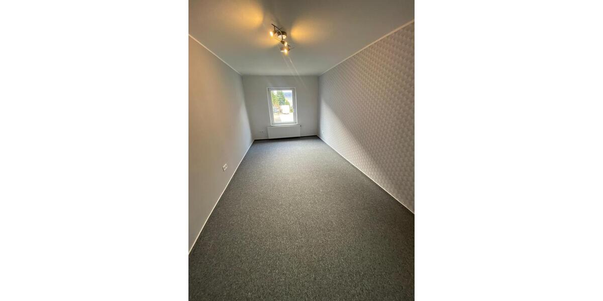 Erdgeschoßwohnung Falkenberg/Elster Elster - 3 Zimmer, 68 m&sup2;, 650&euro; | Angebot:25612222