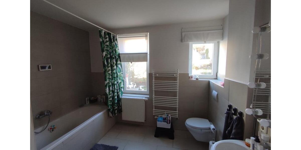 Etagenwohnung Eisenach - 1 Zimmer, 60 m&sup2;, 400&euro; | Angebot:25806476