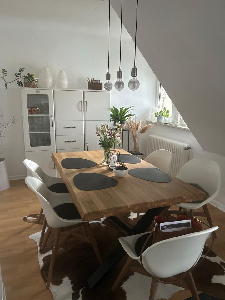 NÄHE SIGGI 3,5 ZKB, BADEWANNE, GEMÜTLICHE DG Wohnung 77 qm