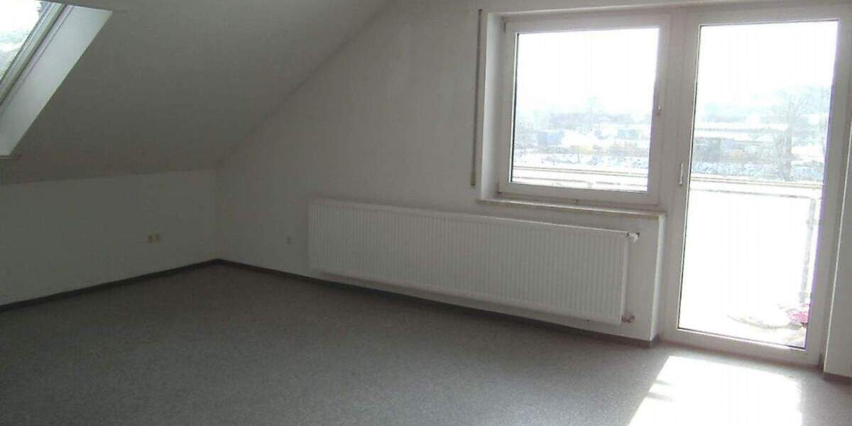 Mehrfamilienhaus, Wohnhaus Sulzbach-Rosenberg Unterschwaig - 8 Zimmer, 250 m&sup2;, 2.060&euro; | Angebot:25665485