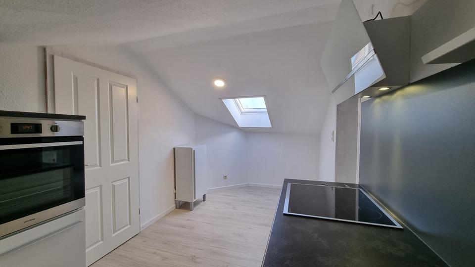 Dachgeschoßwohnung Tarp - 2 Zimmer, 68 m&sup2;, 650&euro; | Angebot:24716960