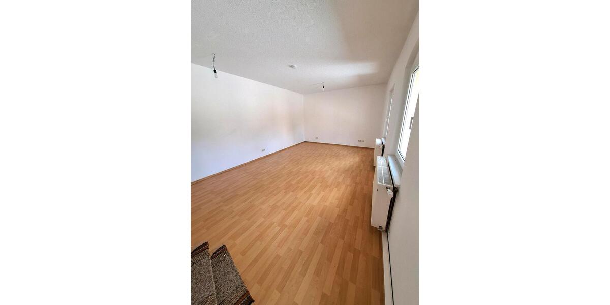 Maisonettenwohnung Döbeln - 2 Zimmer, 53 m&sup2;, 261&euro; | Angebot:26503110