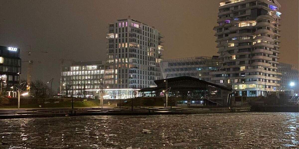 Etagenwohnung Hamburg HafenCity - 2 Zimmer, 133 m&sup2;, 2.500&euro; | Angebot:25693978