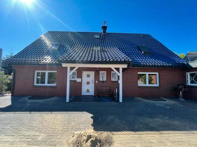 Erdgeschoßwohnung Wacken - 3 Zimmer, 140 m&sup2;, 1.280&euro; | Angebot:26493569