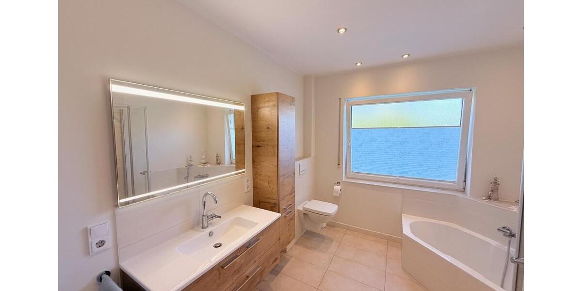 Bungalow Uchte - 6 Zimmer, 160 m&sup2;, 1.300&euro; | Angebot:26653262