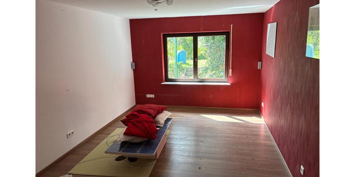 Erdgeschoßwohnung Schöntal - 4 Zimmer, 96 m&sup2;, 890&euro; | Angebot:25614608