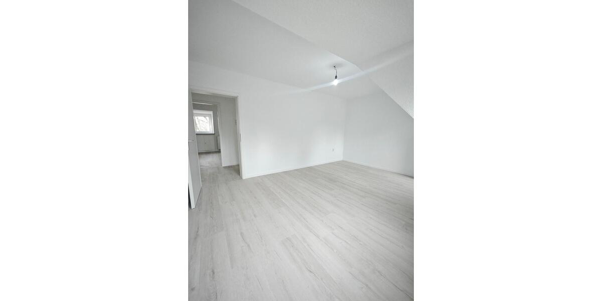 Dachgeschoßwohnung Herne Altenhöfen - 3 Zimmer, 66 m&sup2;, 535&euro; | Angebot:25057469