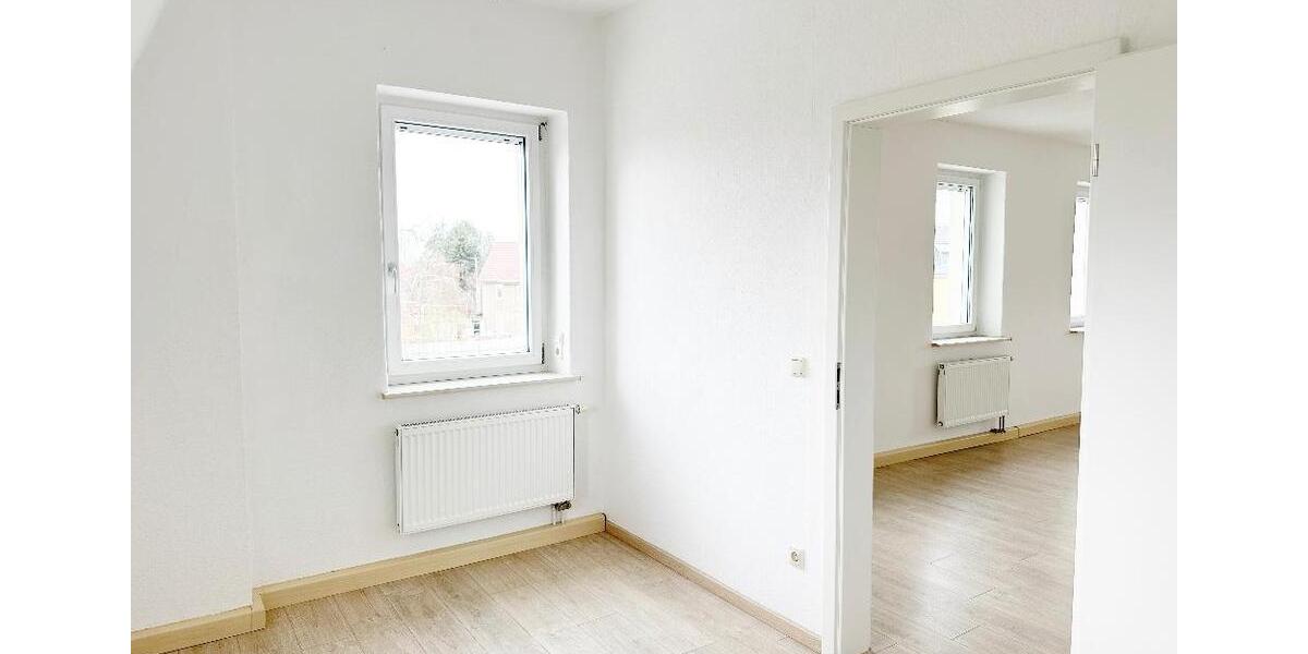 Etagenwohnung Nünchritz - 4 Zimmer, 94 m&sup2;, 625&euro; | Angebot:25979087