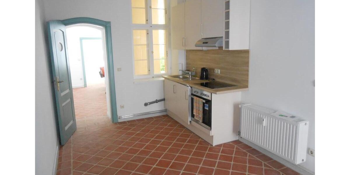 Erdgeschoßwohnung Güstrow - 2.5 Zimmer, 75 m&sup2;, 600&euro; | Angebot:23850204