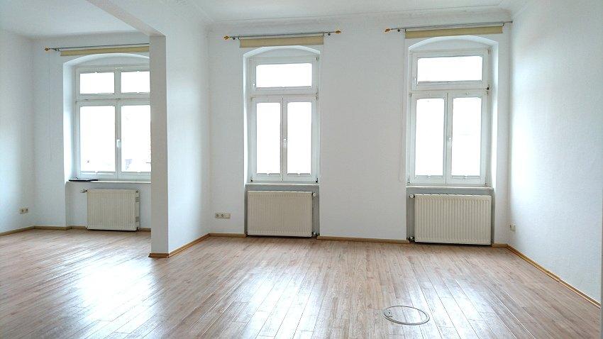 Etagenwohnung Riesa - 2 Zimmer, 100 m&sup2;, 600&euro; | Angebot:26649290