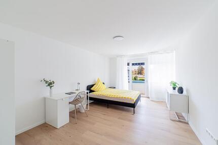 2 Helle, möblierte WG Zimmer in einer 3er WG in zentraler Lage von Nürnberg zimmer