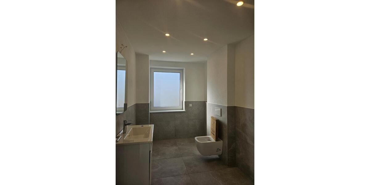Dachgeschoßwohnung Waldbröl - 2 Zimmer, 48 m&sup2;, 746&euro; | Angebot:26631259