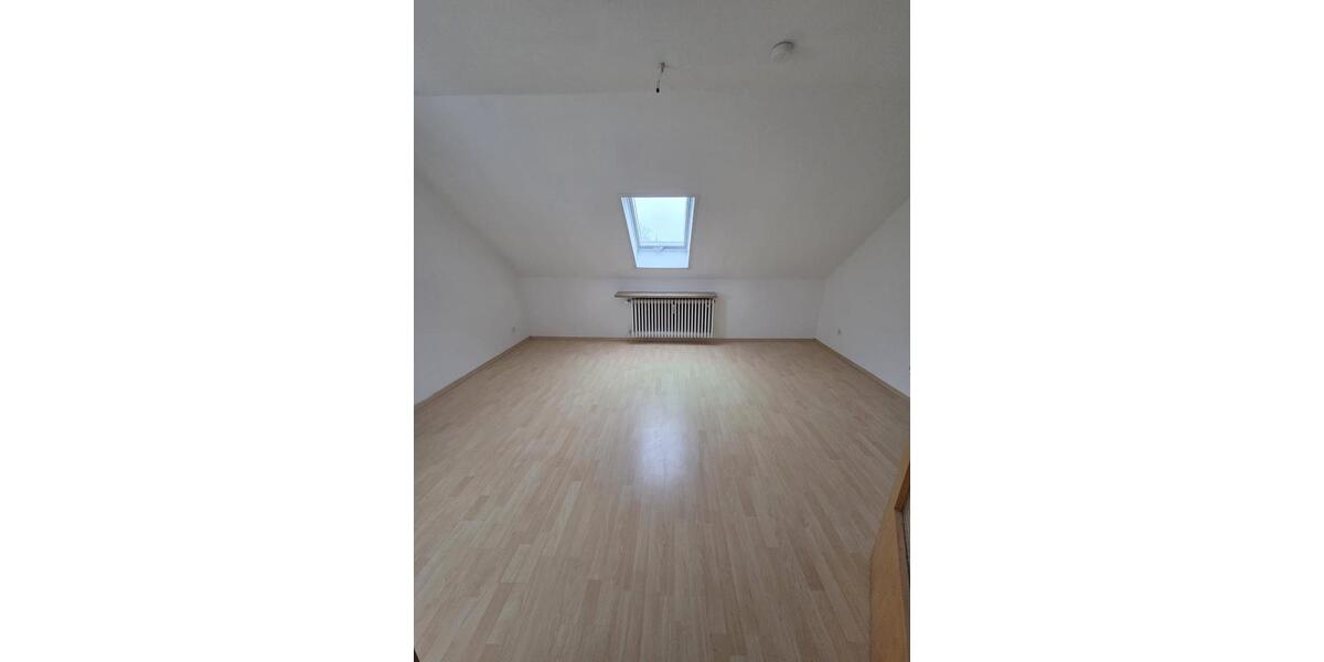 Etagenwohnung Selb - 2 Zimmer, 70 m&sup2;, 595&euro; | Angebot:24847047