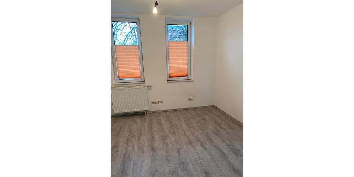 Wohn,-Geschäftshaus 8 zimmer