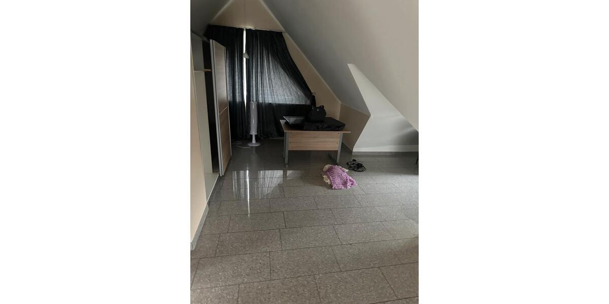 Etagenwohnung Kirchlengern - 2 Zimmer, 120 m&sup2;, 1.300&euro; | Angebot:24384064