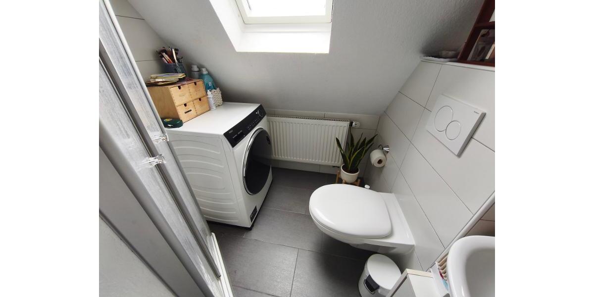 3 Zi. Wohnung im DG (2.OG) mit Stellplatz - Etagenwohnung Dechsendorf Dechsendorf | Angebot:26002016