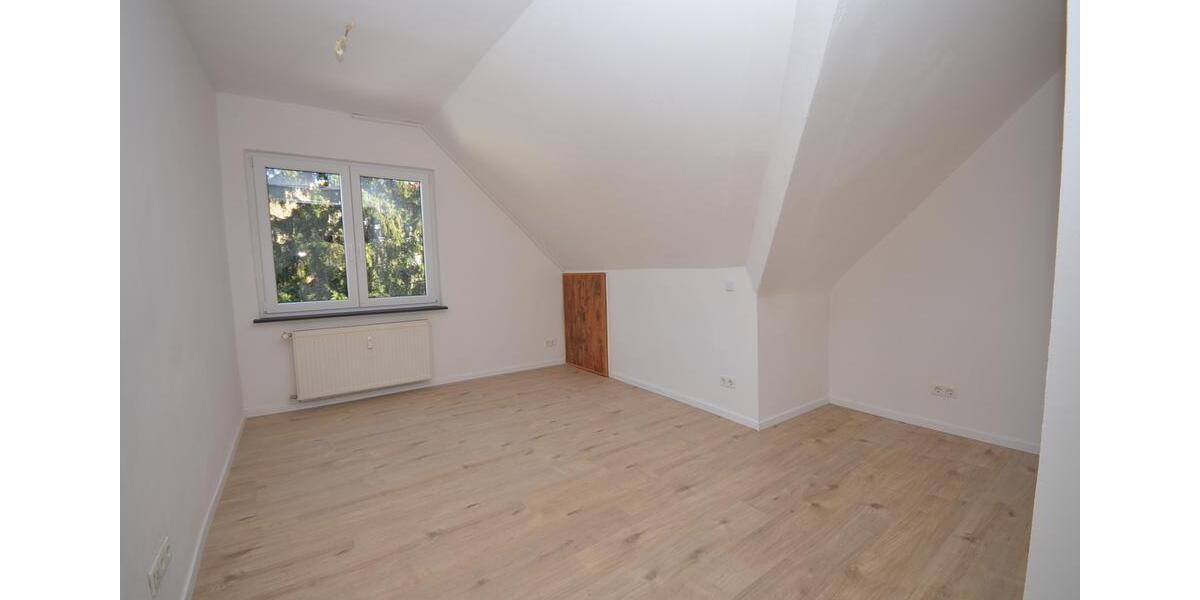 Etagenwohnung Leidersbach - 2 Zimmer, 60 m&sup2;, 900&euro; | Angebot:26456260