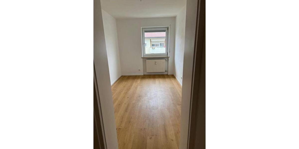 Etagenwohnung Mindelheim - 4 Zimmer, 106 m&sup2;, 1.100&euro; | Angebot:25856524