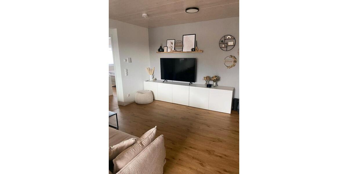 Etagenwohnung Neuler - 3 Zimmer, 80 m&sup2;, 950&euro; | Angebot:25987978