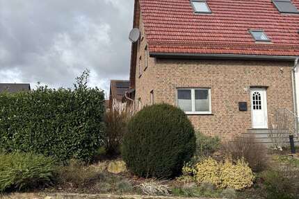 Haus Euskirchen Billig - 4 Zimmer, 120 m&sup2;, 1.080&euro; | Angebot:25205139