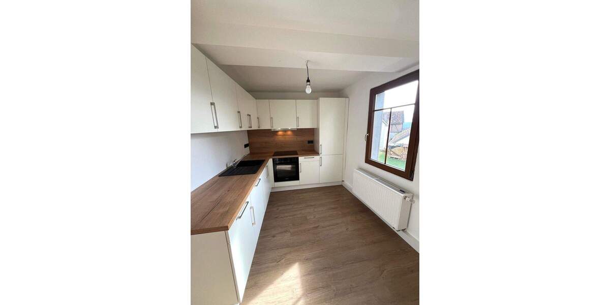 Mehrfamilienhaus, Wohnhaus Nußbaum - 7 Zimmer, 184 m&sup2;, 1.750&euro; | Angebot:25683799