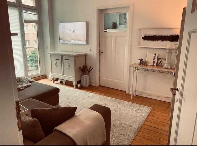 Zur Zwischenmiete: kuschelige Altbauwohnung in Nippes zimmer