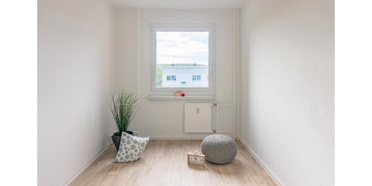 Etagenwohnung Chemnitz Helbersdorf - 5 Zimmer, 99 m&sup2;, 481&euro; | Angebot:26681278