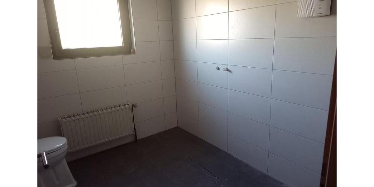 Einfamilienhaus Dellfeld - 6 Zimmer, 130 m&sup2;, 1.200&euro; | Angebot:26568338
