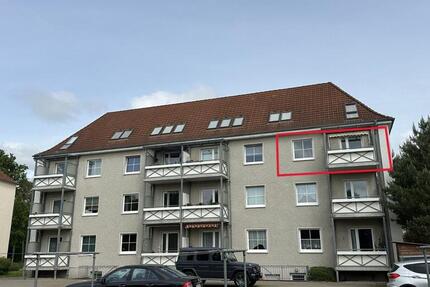 2-Raumwohnung im 1.OG mit Balkon zimmer