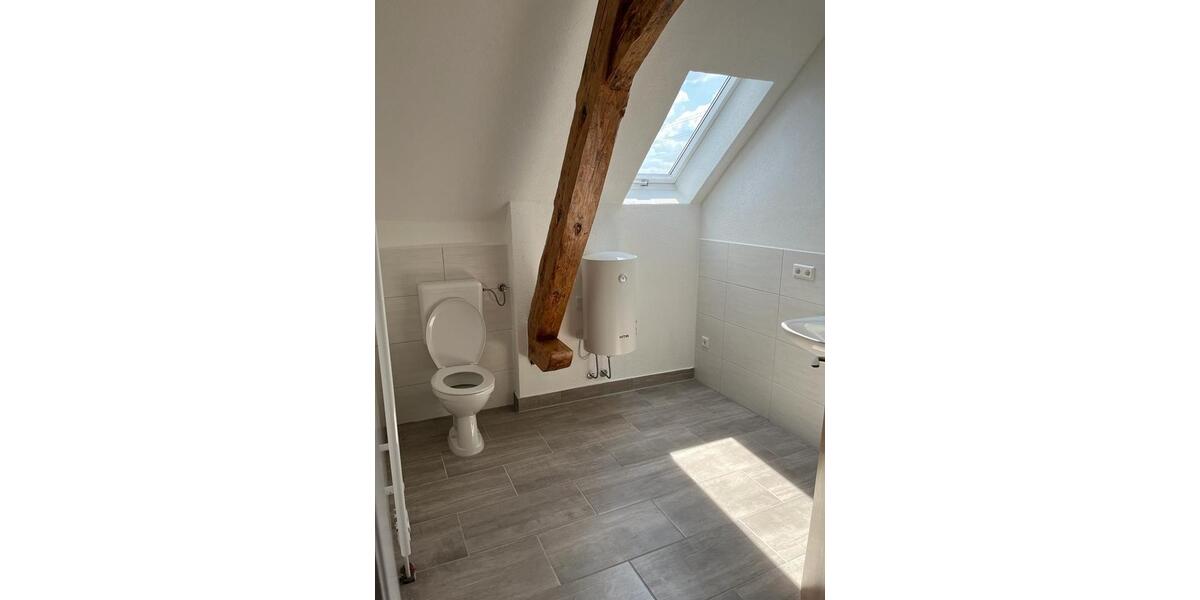 Dachgeschoßwohnung Winterlingen - 3 Zimmer, 86 m&sup2;, 650&euro; | Angebot:24677389
