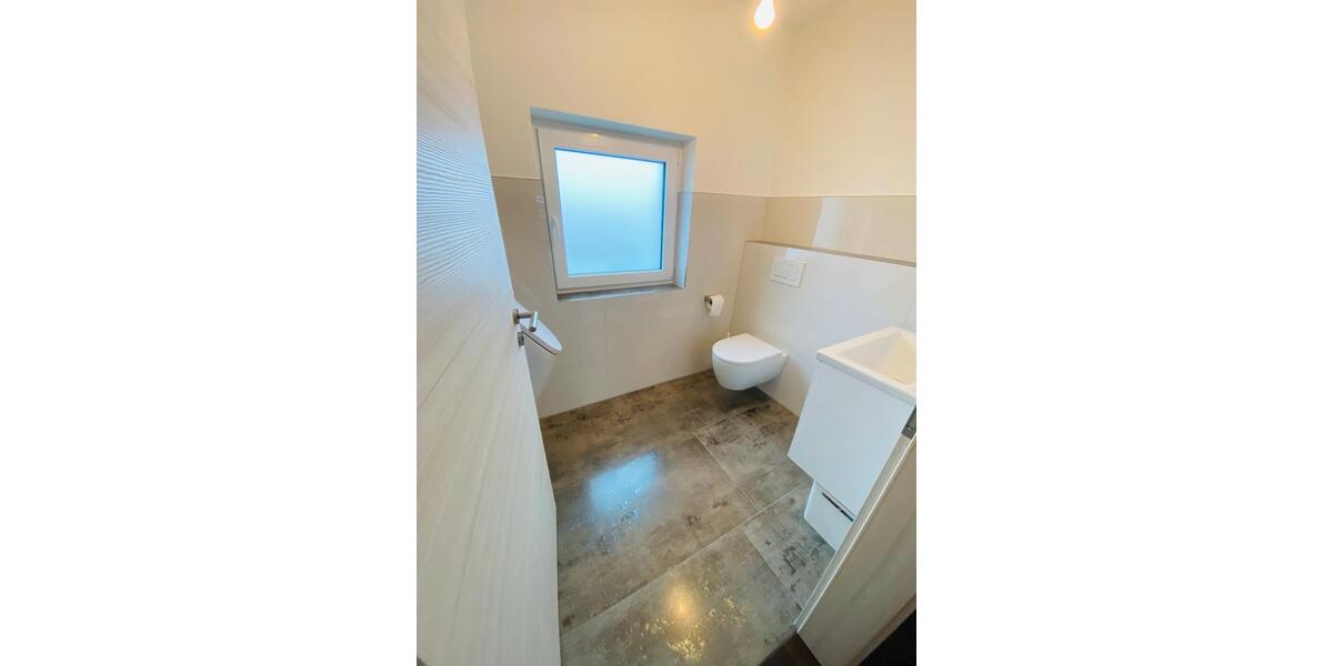 Einfamilienhaus Künzelsau - 3 Zimmer, 127 m&sup2;, 1.950&euro; | Angebot:24864803