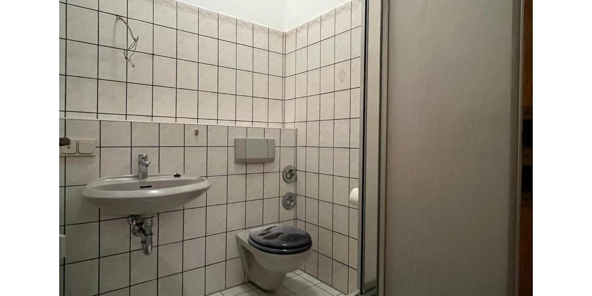Erdgeschoßwohnung Pößneck - 1 Zimmer, 41 m&sup2;, 250&euro; | Angebot:25887626