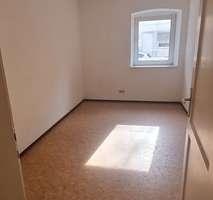 Dachgeschoßwohnung Pirmasens Fehrbach - 2 Zimmer, 54 m&sup2;, 330&euro; | Angebot:26544368