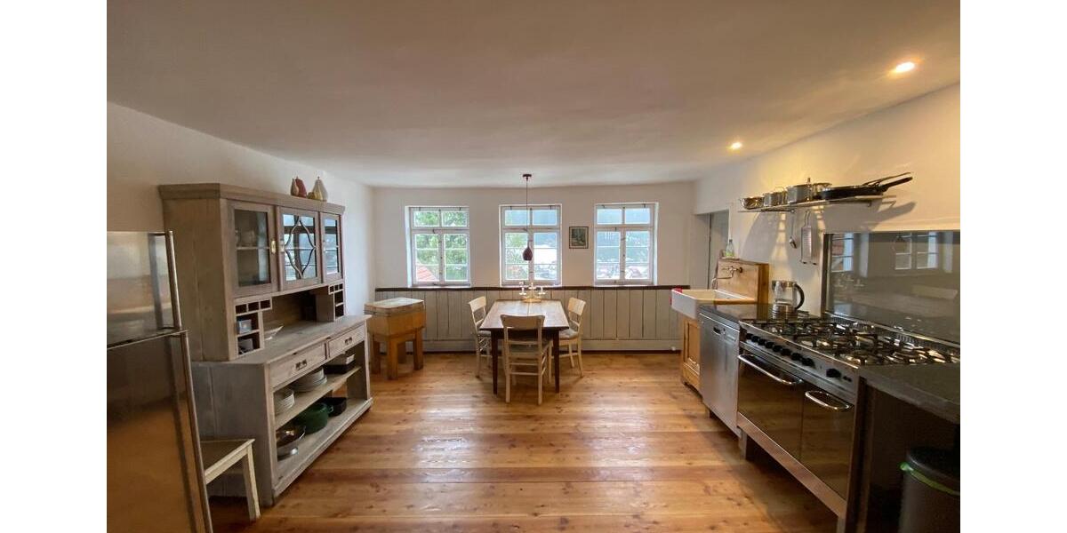 Etagenwohnung Baiersbronn - 5 Zimmer, 130 m&sup2;, 1.600&euro; | Angebot:26285284