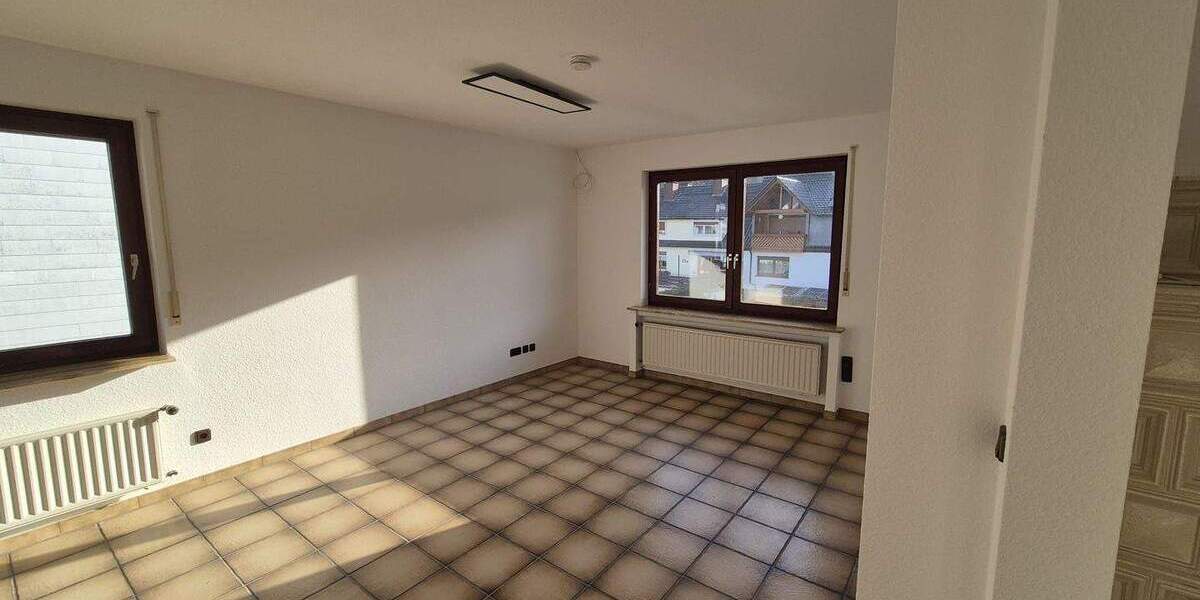 Doppelhaushälfte Witzenhausen Hundelshausen - 5 Zimmer, 160 m&sup2;, 1.150&euro; | Angebot:25969894
