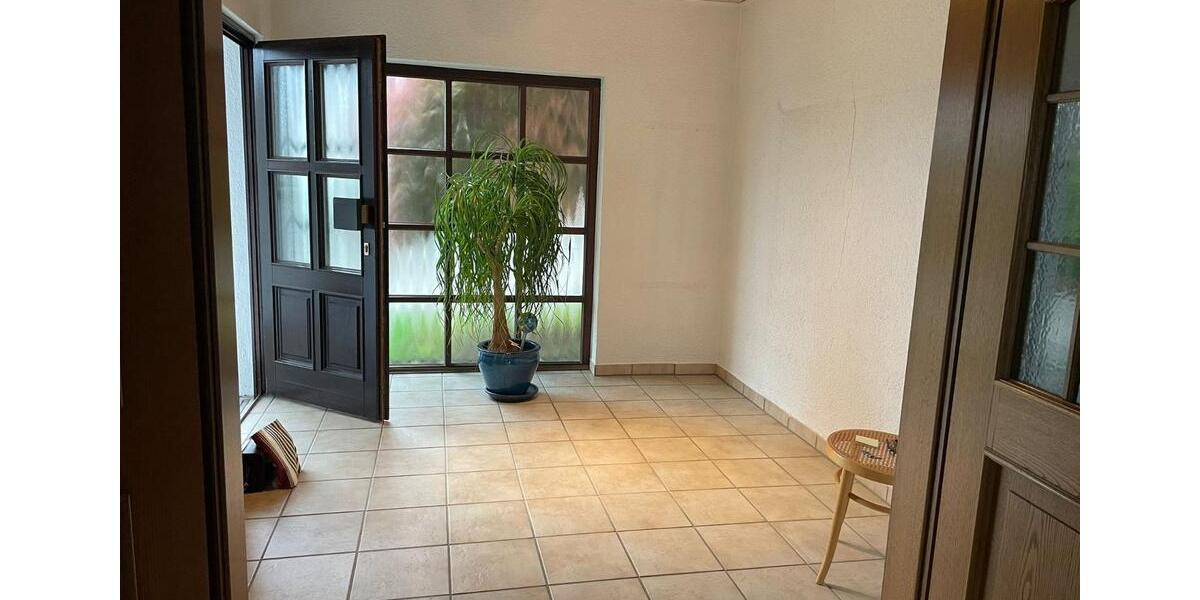 Doppelhaushälfte Leimen - 4 Zimmer, 212 m&sup2;, 1.950&euro; | Angebot:25551381