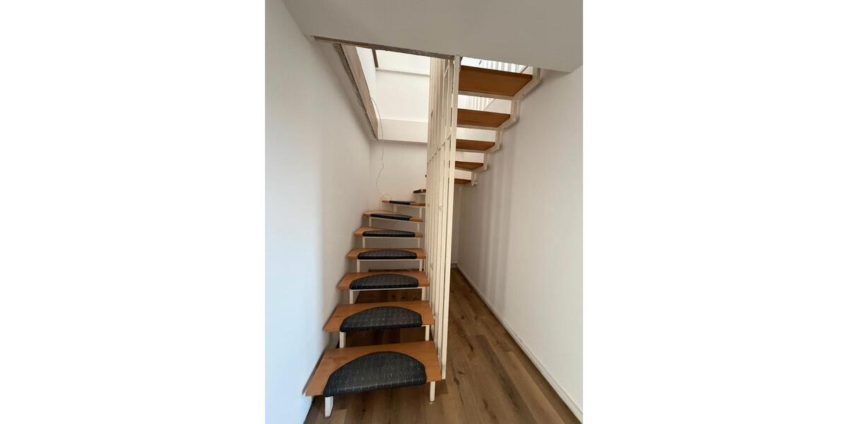 Maisonettenwohnung Halberstadt - 5 Zimmer, 140 m&sup2;, 699&euro; | Angebot:26418807