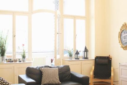 Große möblierte Wohnung mit Gemeinschaftsgarten in der Südstadt 3 zimmer