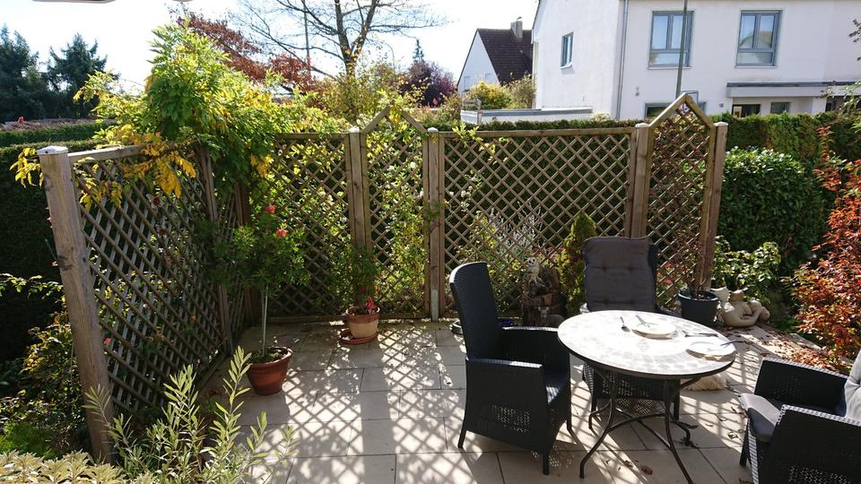 Erdgeschoßwohnung Stadtbergen - 4 Zimmer, 80 m&sup2;, 1.300&euro; | Angebot:25224650