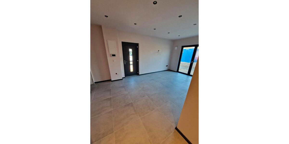 Terrassenwohnung Schwandorf - 1 Zimmer, 50 m&sup2;, 650&euro; | Angebot:25258610