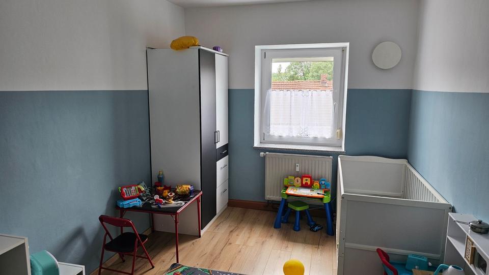 Dachgeschoßwohnung Plattling - 3 Zimmer, 100 m&sup2;, 1.190&euro; | Angebot:24565272