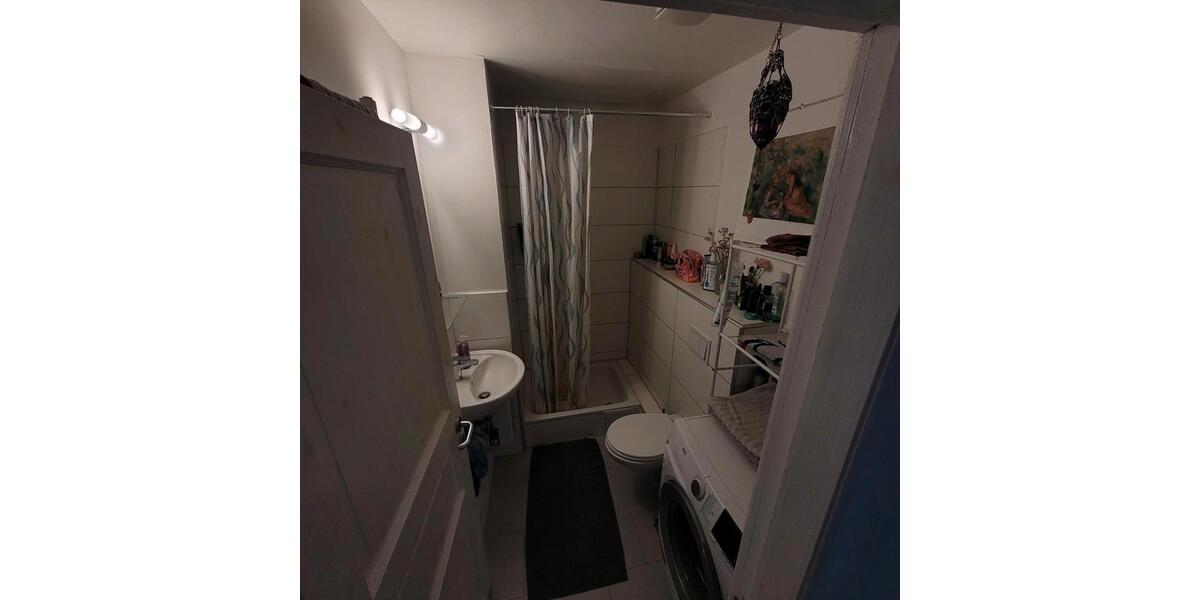 Dachgeschoßwohnung Kiel Blücherplatz - 3 Zimmer, 58 m&sup2;, 910&euro; | Angebot:26640114