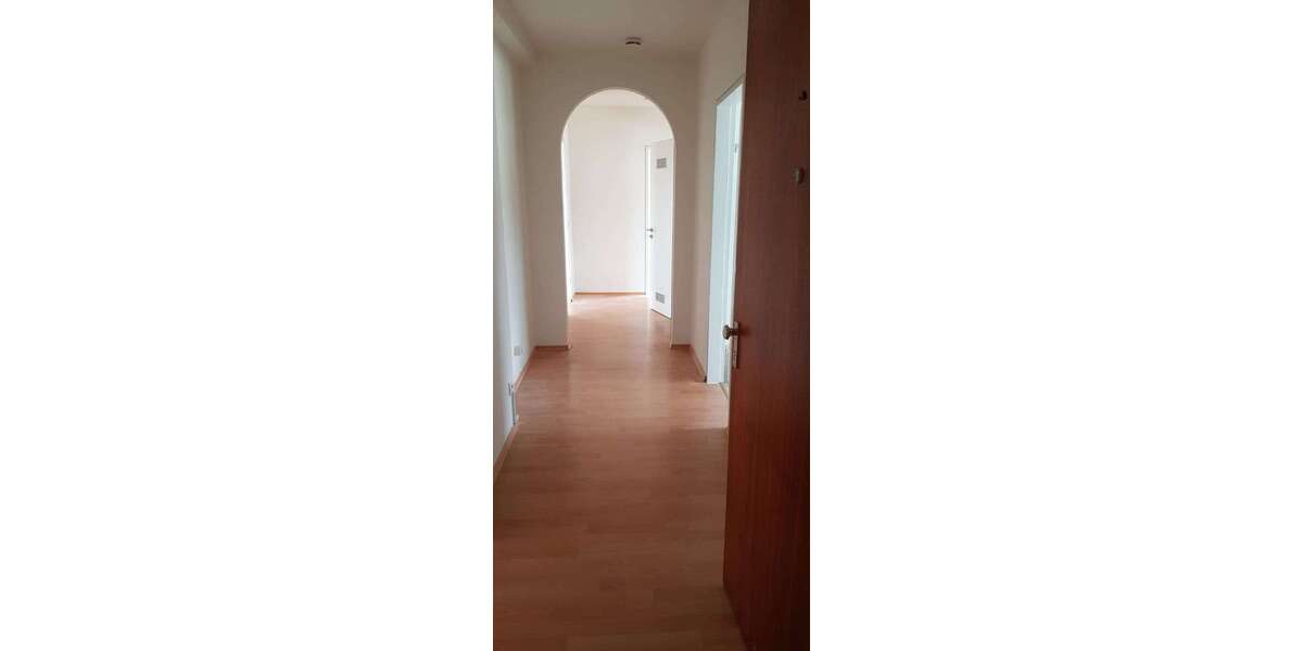 Etagenwohnung Maxdorf - 3 Zimmer, 98 m&sup2;, 980&euro; | Angebot:25993804